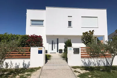 Komfortables Familienrefugium mit Pool