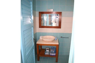 Ferienhaus in Betina mit Schwimmbecken