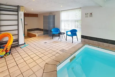 10 persone case ad Hadsund