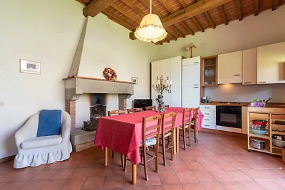 Appartamento a Laterina con piscina in comune