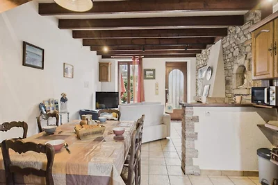 Ferienwohnung in Erquy in der Nähe des rosa...