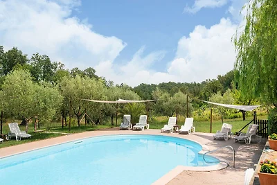 Bellissimo appartamento con giardino