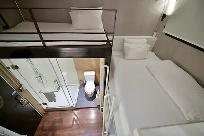 Twin Comfort Stay | Chic & Spacious Setup