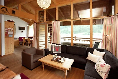 Deluxe-Chalet mit Pool in Königsleiten