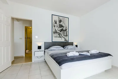 Apartment Franceska -Two-Bedroom Apartment wi...