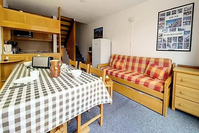 Komfortables Triplex-Apartment · Direkter Zug...