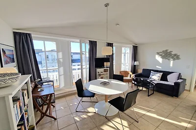 Appartement met balkon op een zonnige locatie...