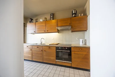 Appartement met een mooi terras en zeezicht