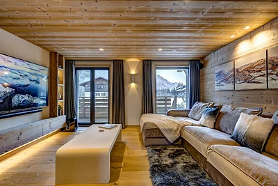 Spacious chalet + clean & breakfast services...