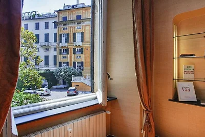 La finestra sul cortile di Via Roma