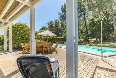 Villa mit Schwimmbad 400 Meter vom Strand...