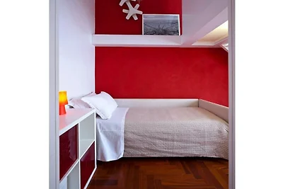 Elegant appartement in Chiaia