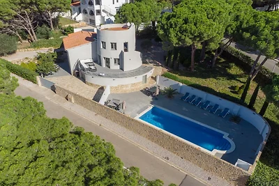 Geräumige Villa am Meer in L'Escala