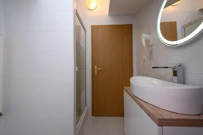 Villa Tomi - Double Room With Sea View (3)