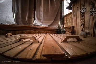 Rustic Refuge Glamping with Hot-Tub and Sauna...