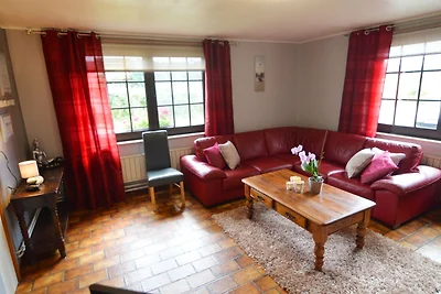 Traumhaftes Ferienhaus in Vielsalm mit Garten