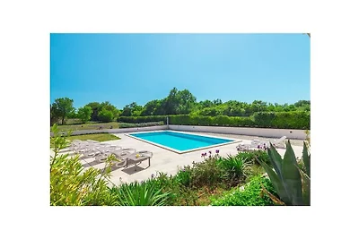 Villa in Svetvincenat mit Schwimmbecken