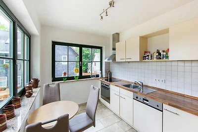 Wohnung mit Terrasse und Garten