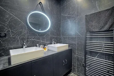 2 bedrooms by RIVAEVENT