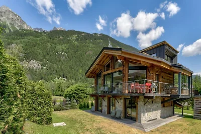 Stunning chalet incl. bkfast & cleaning...