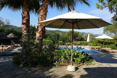 Moderne Villa mit Swimmingpool in St.