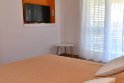 Two Bedroom Apartment with Balcony and Garden...