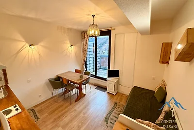 Heller Bereich in der Nähe des Parkeingangs