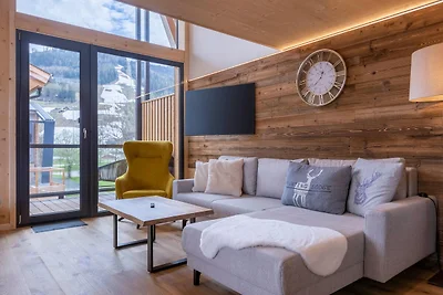 Schönes Penthouse mit Sauna