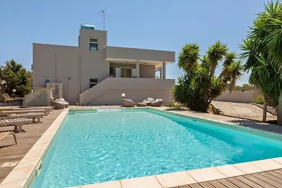 Erfrischende Villa in Ugento mit privatem...