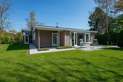 Moderne Villa am Ufer des Veere-Sees