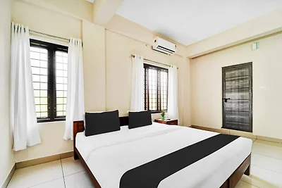 Super Hotel O Ambalamedu