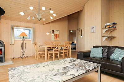 Geräumiges Ferienhaus in Harboøre mit...