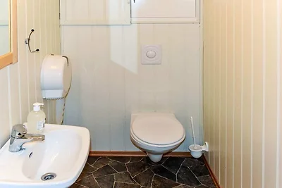 6 Personen Ferienhaus in Aukra