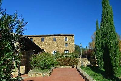 Huis in Campiglia Marittima met zwembad