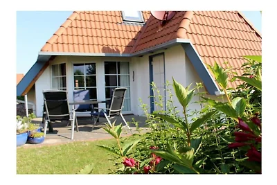 Ferienhaus in Wremen mit Schwimmbecken