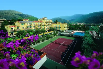 Appartamento a Pietra Ligure con garage