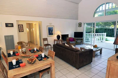 Wunderschöne Villa mit privatem Pool