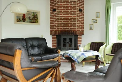 Holiday house in Ouddorp with Swimming Pool