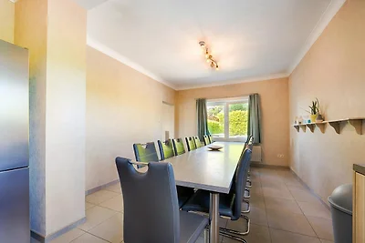 Villa mit Whirlpool in Borgloon