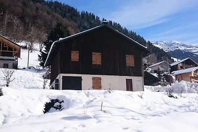 Chalet in Arèches in der Nähe der Pisten von ...