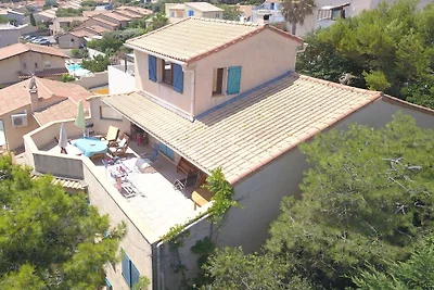 à la Villa Bleu