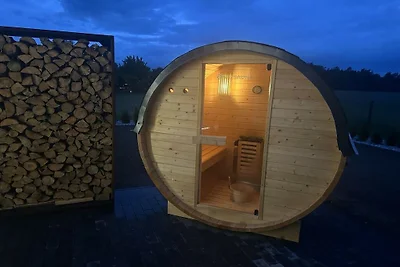 Anhänger in 03058 mit Schwimmbecken