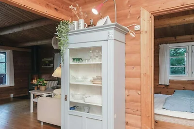 Abgelegene Hutte bei Graerup -- By Traum...