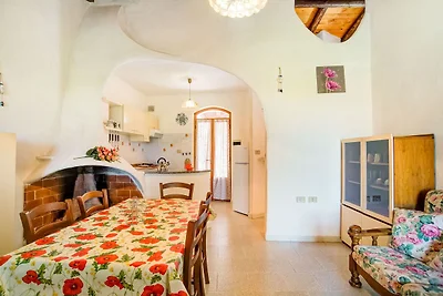 Bellissima villa con giardino arredato