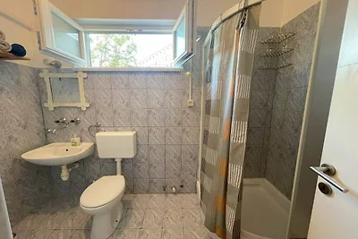Zwei-Zimmer-Wohnung mit Terrasse
