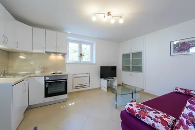Apartment Pavlina - One Bedroom Apartment wit...