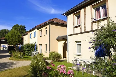 Buntes Haus in einer schlossreichen Umgebung
