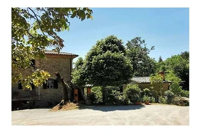 Ferienhaus in Volterrano mit Balkon