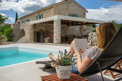 Vila na Kamenu Komfortable Ferienresidenz