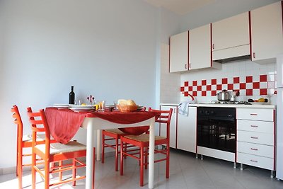 Charming Holiday Home in Palinuro with Privat...